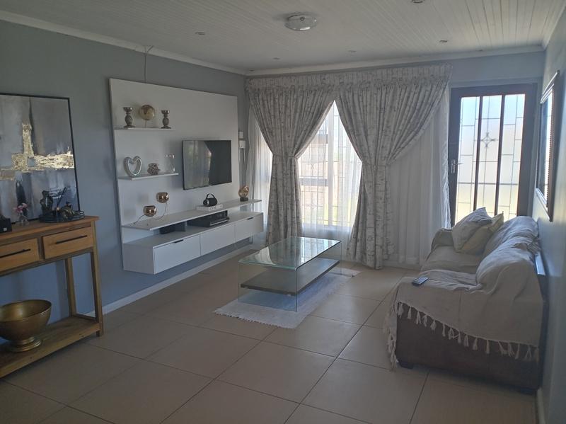 4 Bedroom Property for Sale in Forest Heights Western Cape